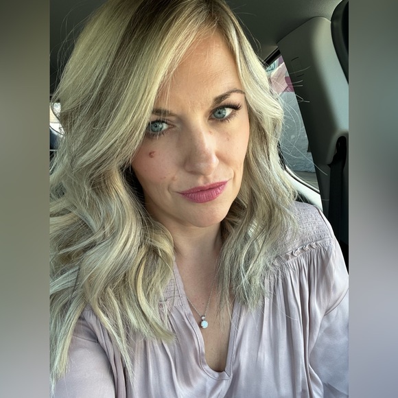 Meet the Posher - Picture 5 of 8